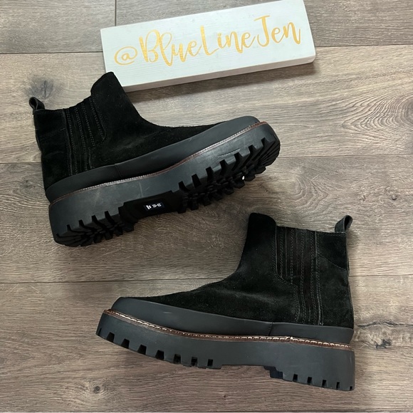 Caslon Betsy Lug Sole Square Toe Waterproof Booties NWOT - Picture 2 of 8